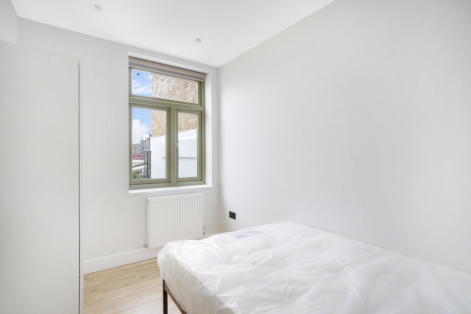 Flat Hornsey Road in Greater London