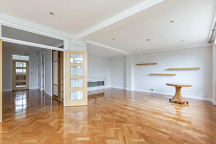 Flat Titchfield Road in City of Westminster