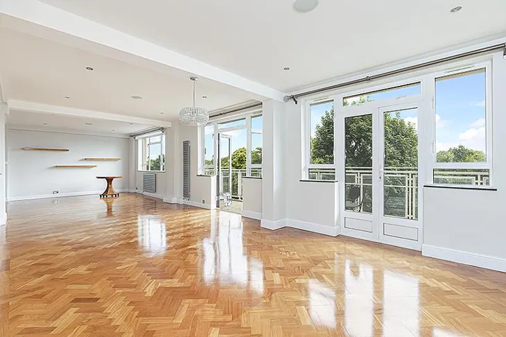 Flat Titchfield Road in City of Westminster