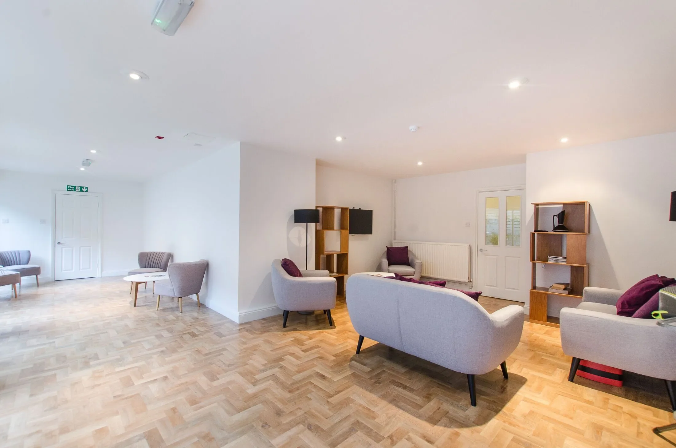 Flat Vauxhall Bridge Road in City of Westminster