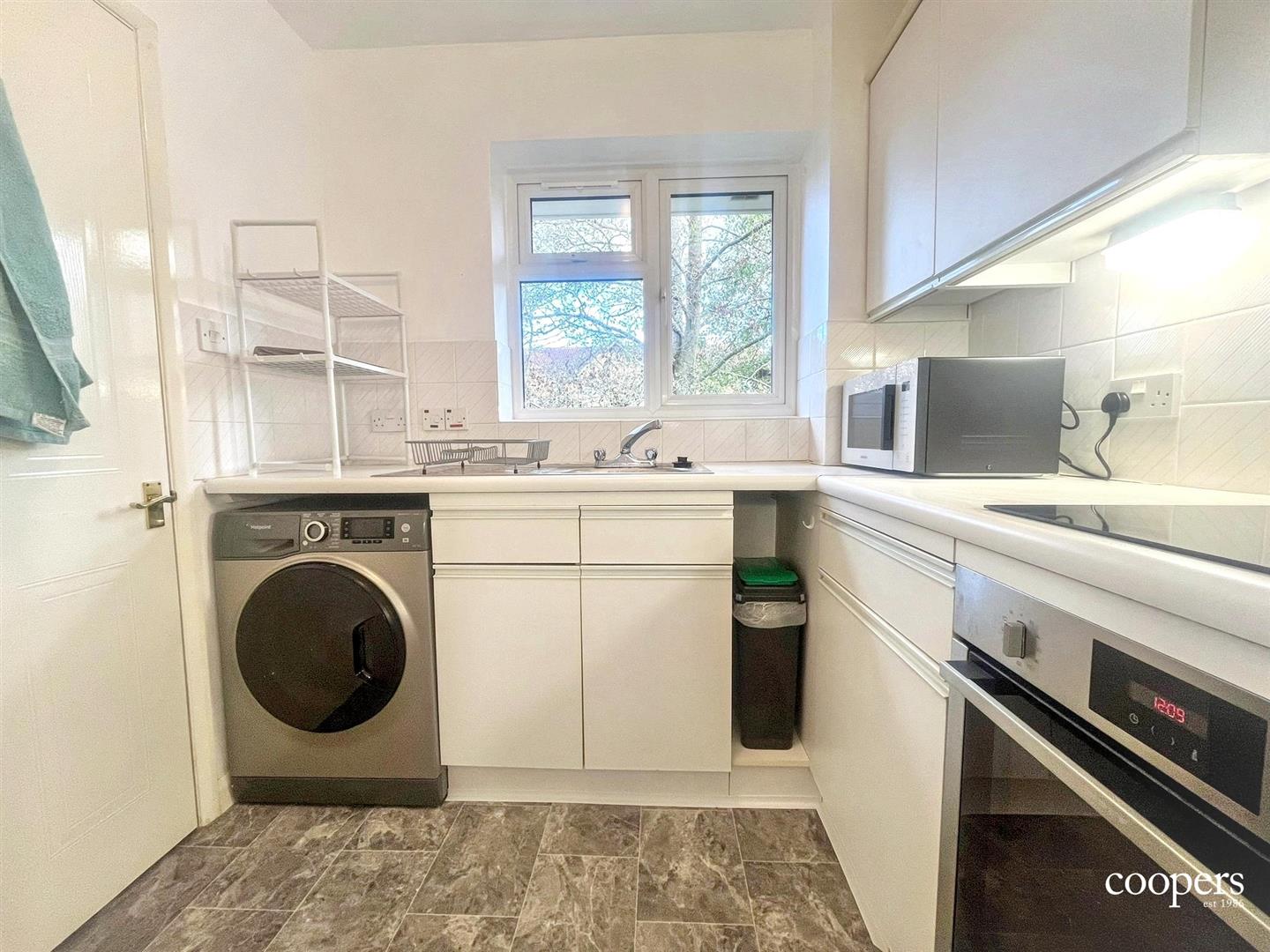 Flat Gainsborough Road in Greater London
