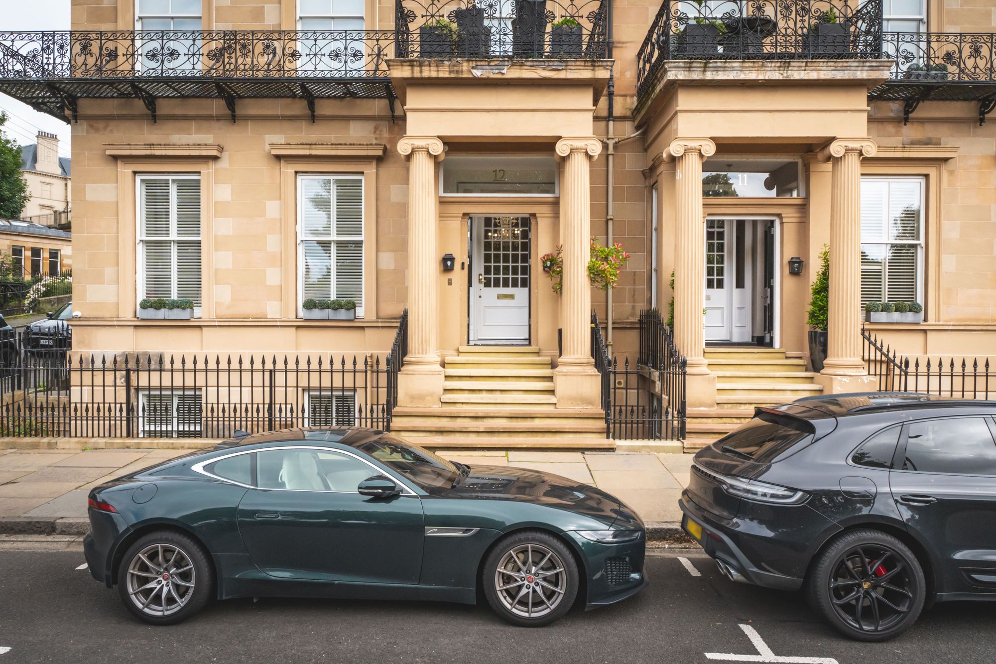 Flat Claremont Terrace in Glasgow