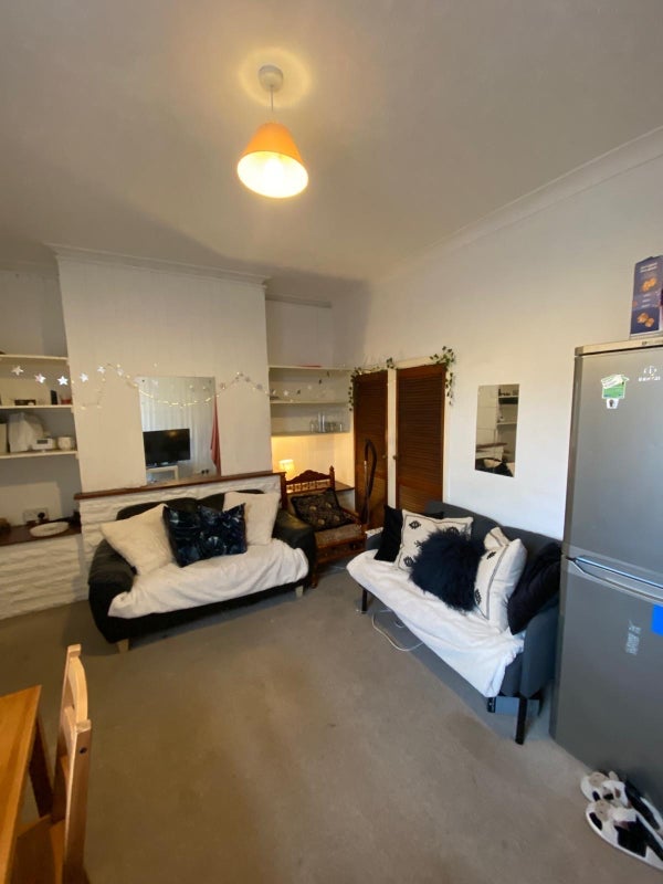 Room Kenlor Road in Greater London