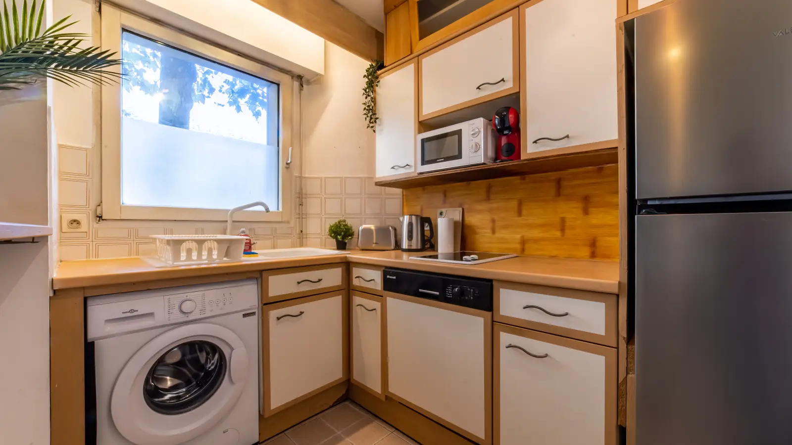 Flat Entree / Sortie parking Minerve in Puteaux