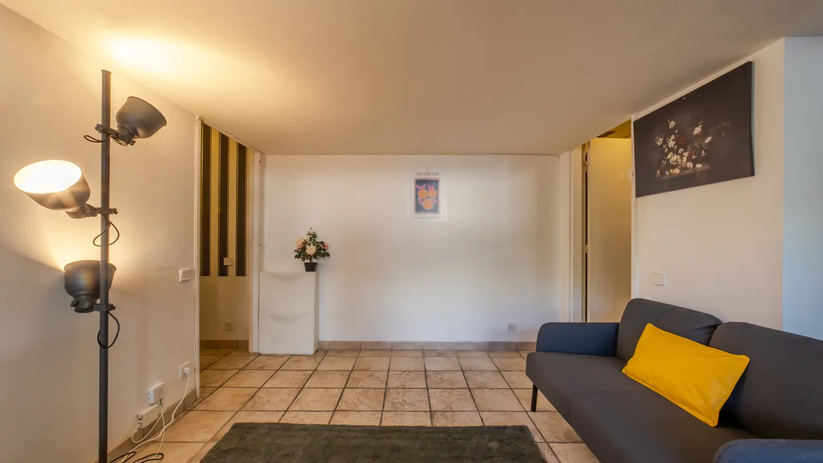 Appartement Entree / Sortie parking Minerve à Puteaux