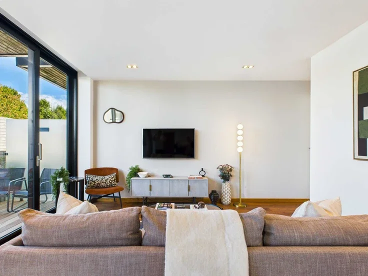 Flat Bayham Street in Greater London