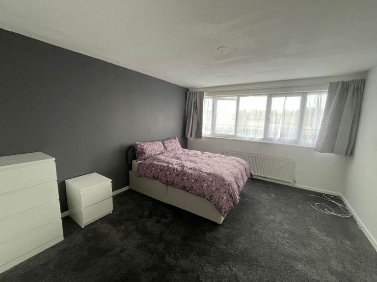 Room Barbers Mews in Milton Keynes