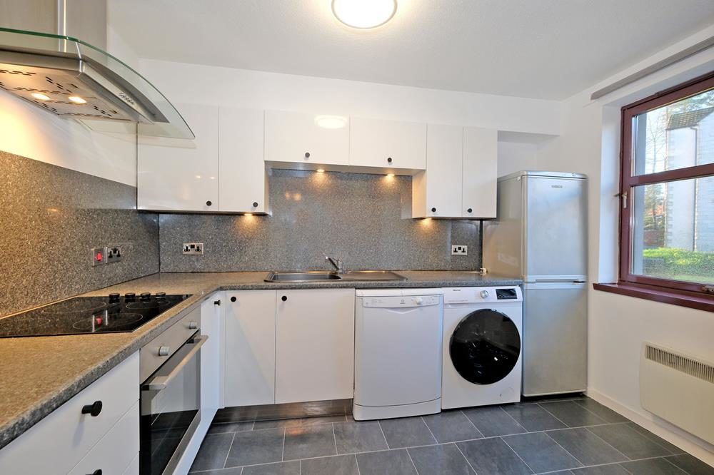 Flat Craigieburn Park in Aberdeen