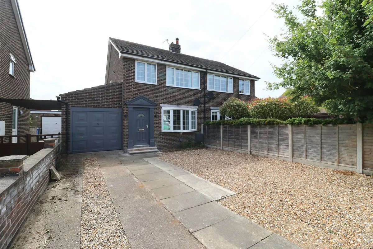 House Chestnut Drive in Holme upon Spalding Moor