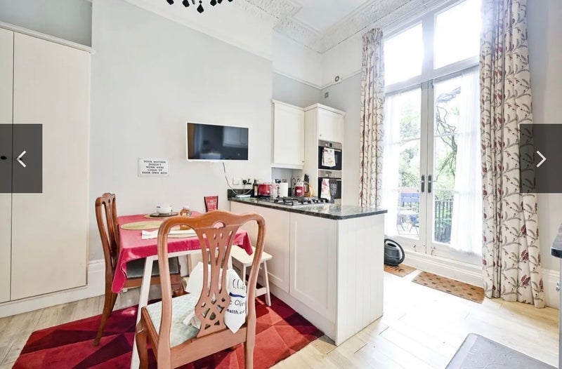 Room Longridge Road in Greater London