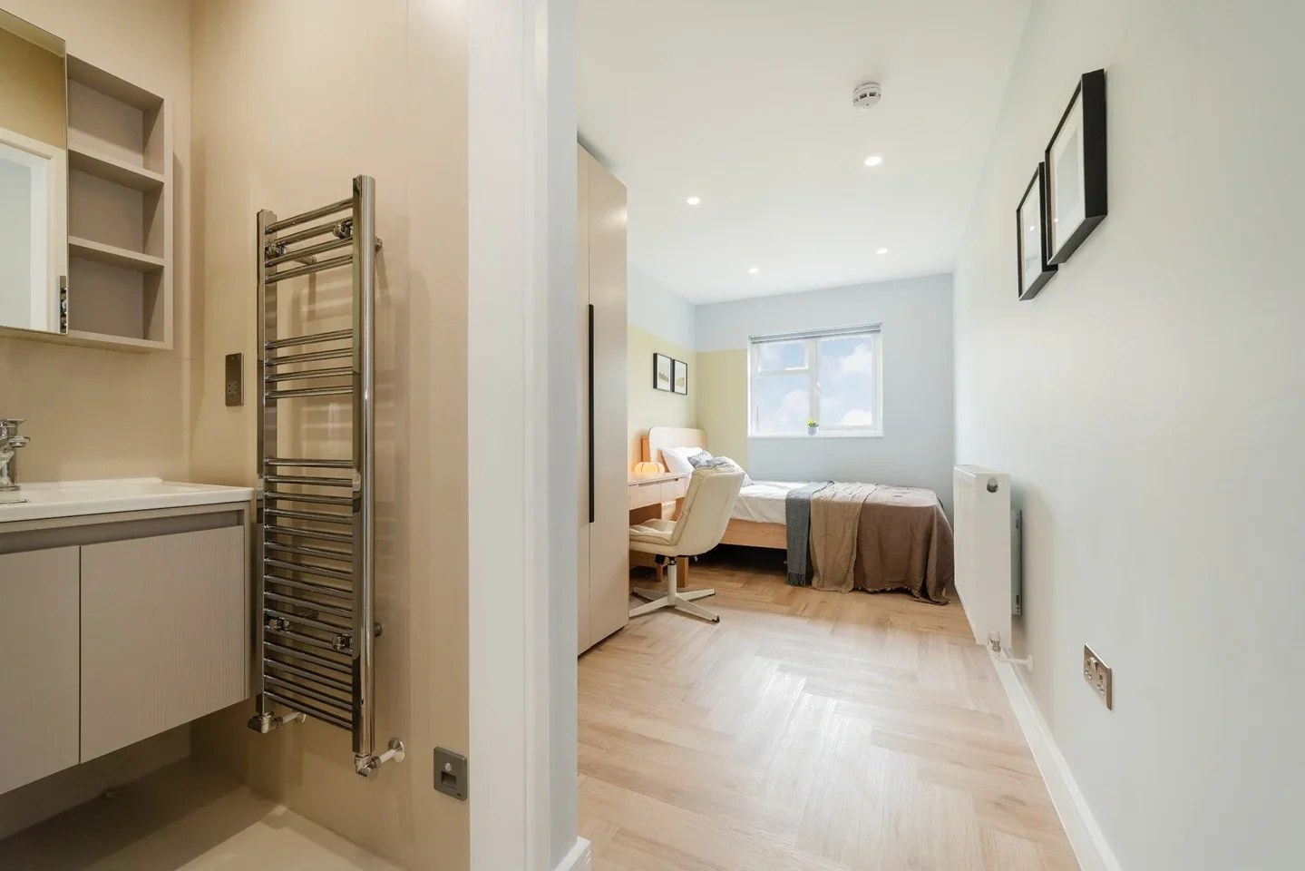 Room Hook Road in Epsom and Ewell