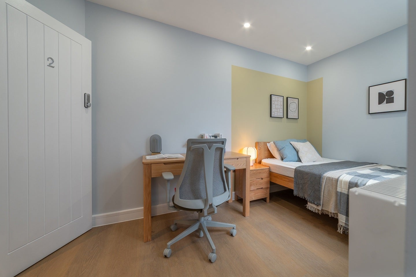 Room Hook Road in Epsom and Ewell