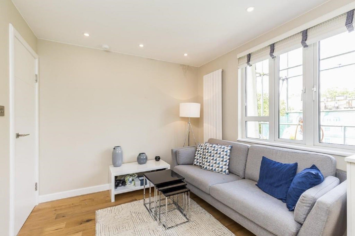 Flat Alleyn Court in City of Westminster