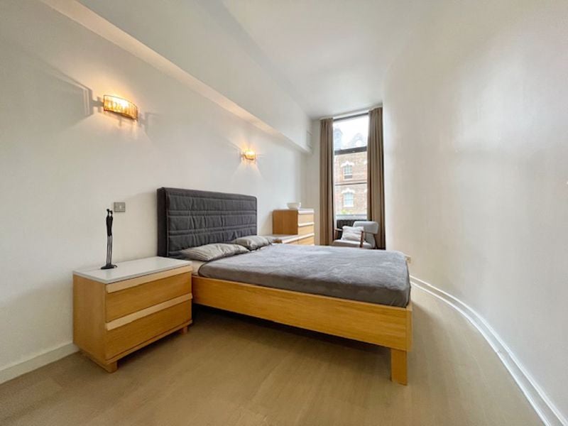 Flat Commercial Street in Greater London