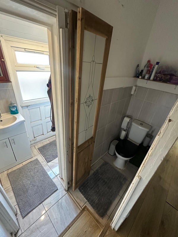 Room High Street in Greater London