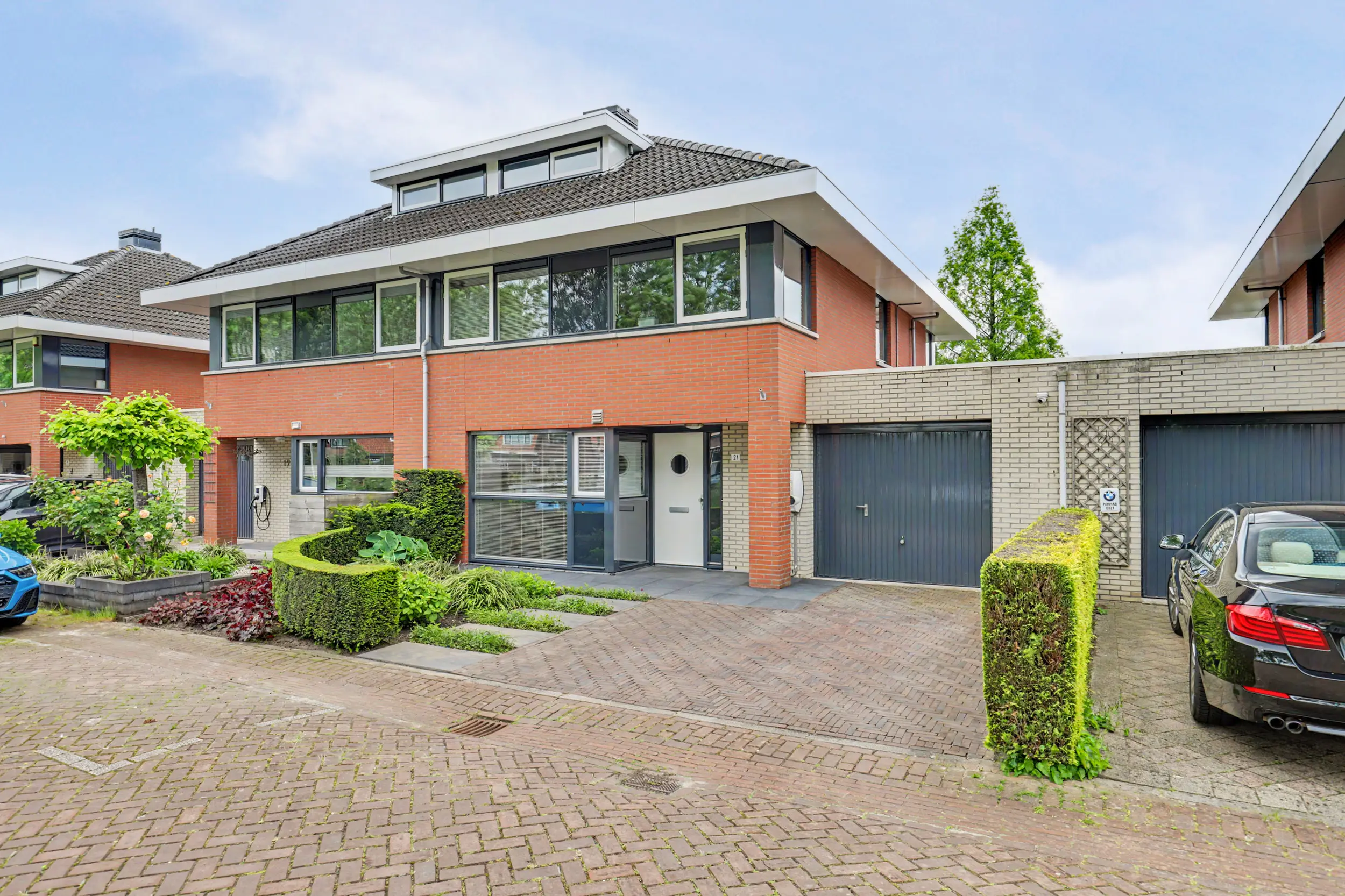 Huis Houtenend 21 in Dordrecht