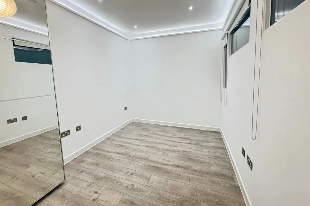 Flat Edinburgh Way in Harlow