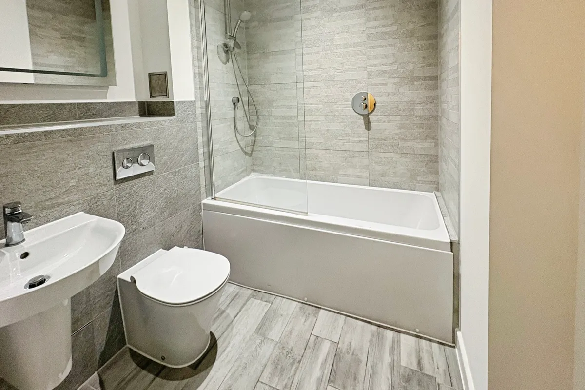 Flat Edinburgh Way in Harlow