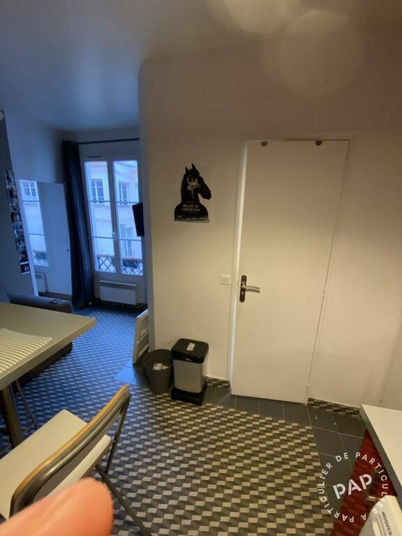 Flat Rue de Montmorency in Paris