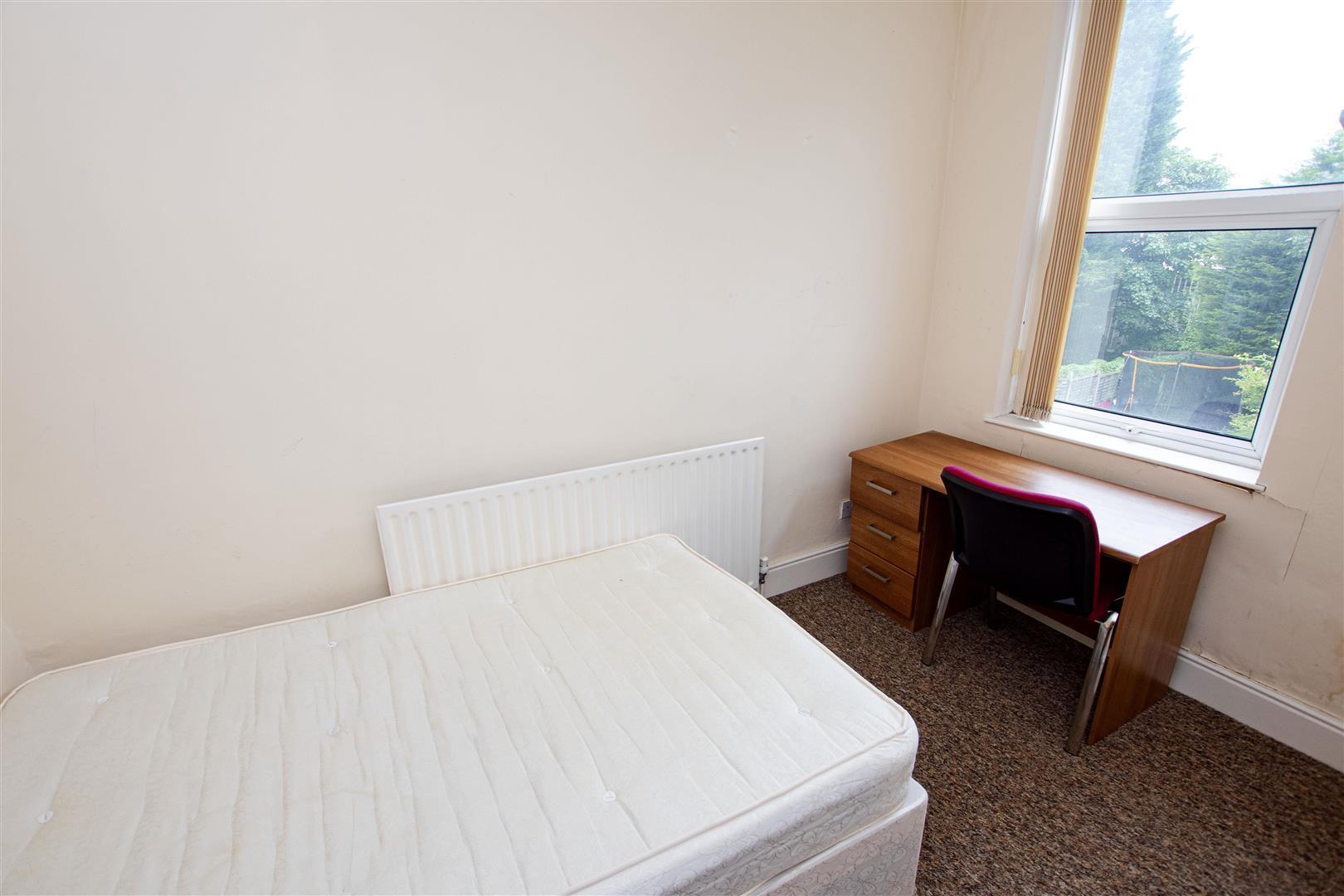 Flat Gleave Road in Birmingham
