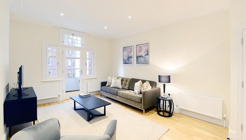 Flat Hamlet Gardens in Greater London