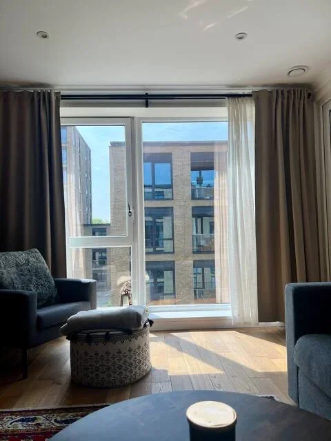 Flat Eltringham Street in Greater London
