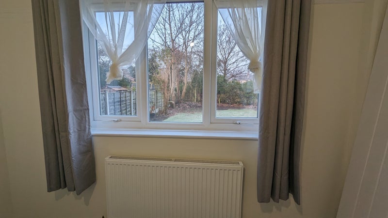 Room Errwood Road in Manchester