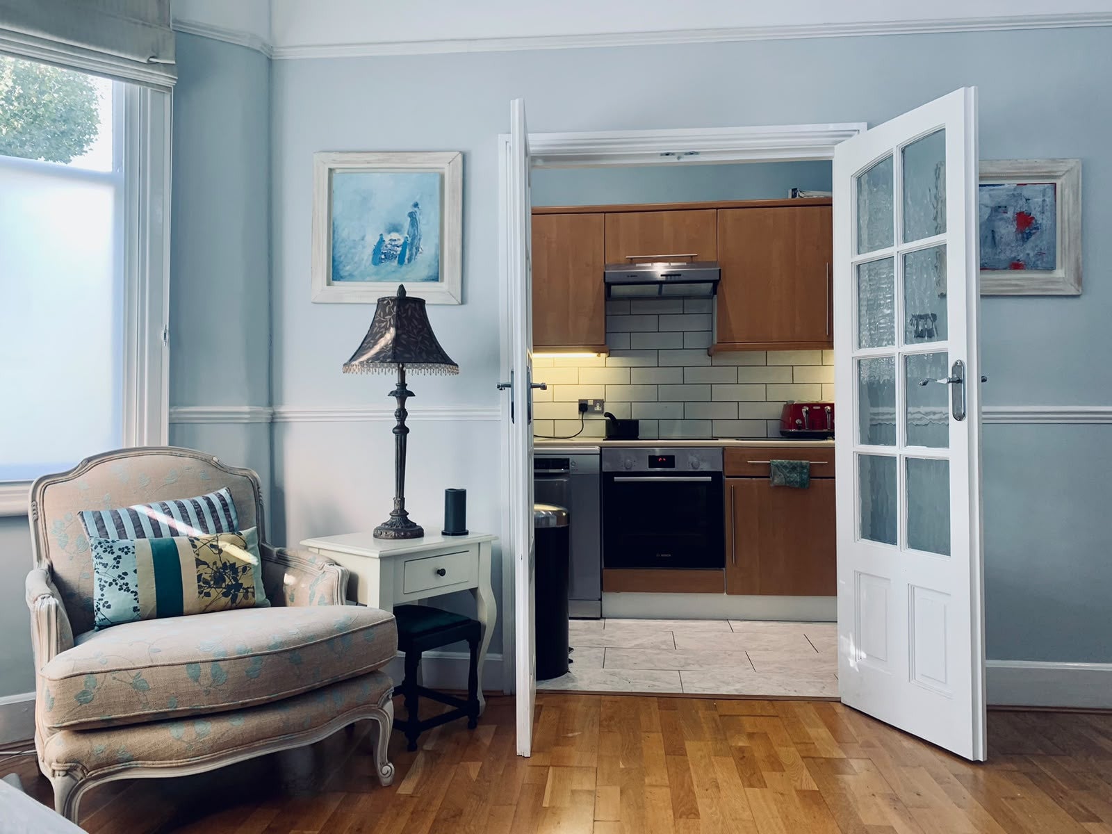 Flat Fernhead Road in City of Westminster