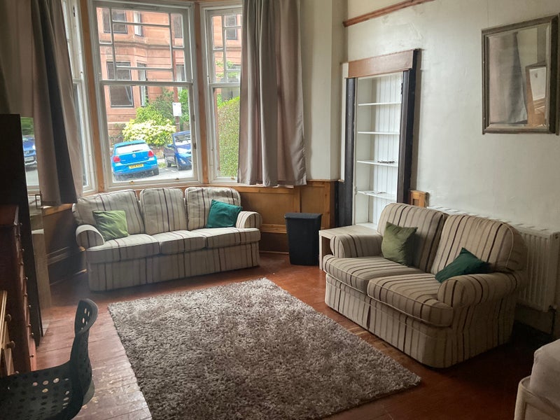 Room Cranworth Street in Glasgow