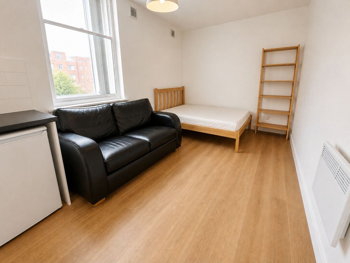 Flat Saint Stephen's Street in Bristol