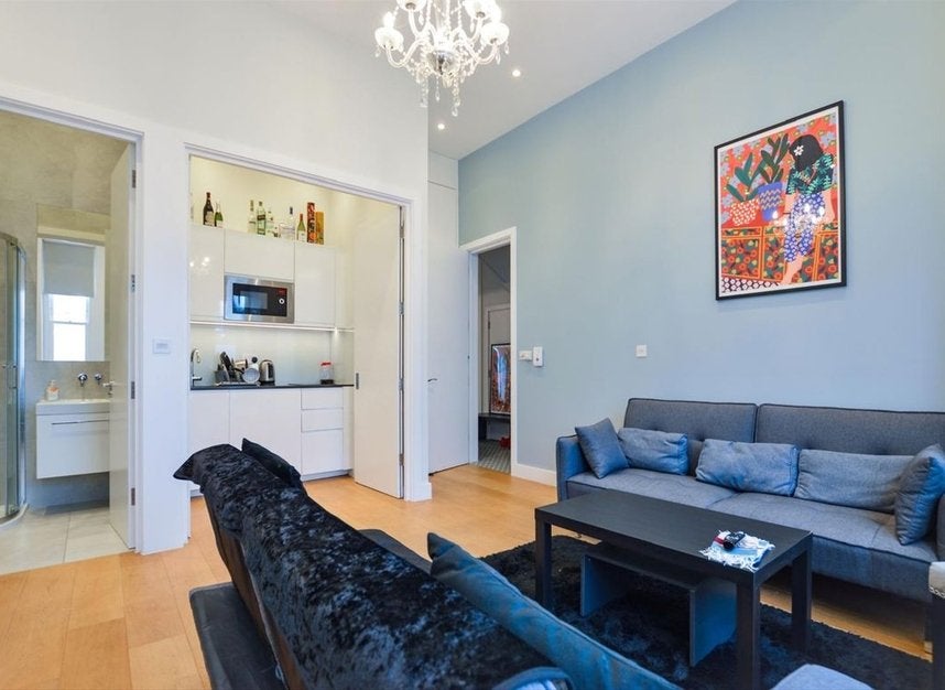 Flat Hampstead Hill Gardens in Greater London