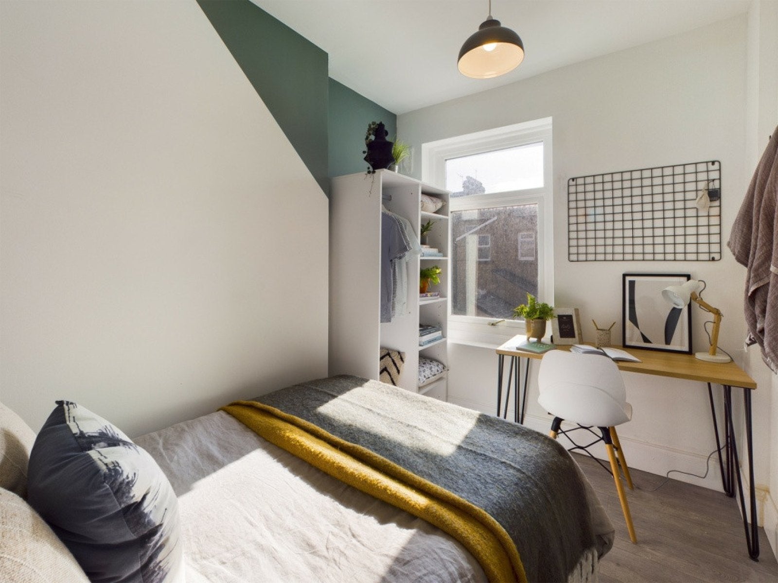 Room Willow Lane in Lancaster