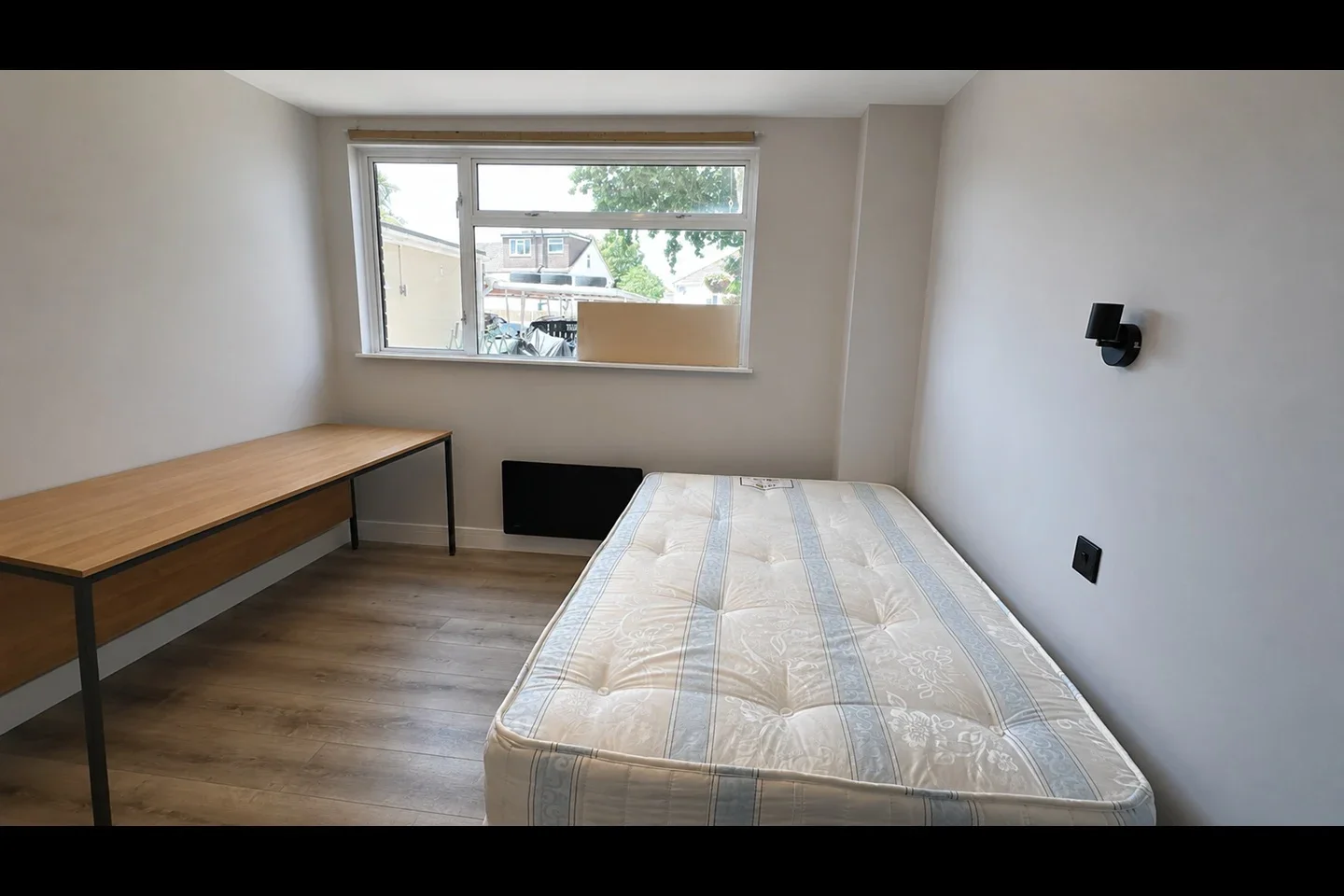 Flat Hetherington Road in Borough of Spelthorne