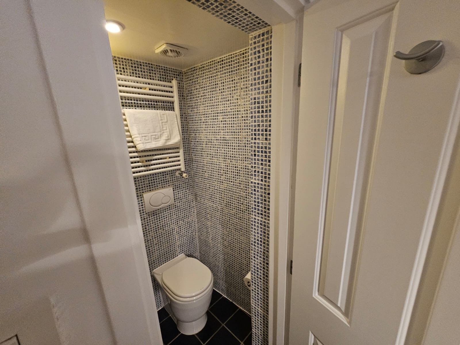 Flat Mabledon Place in Greater London