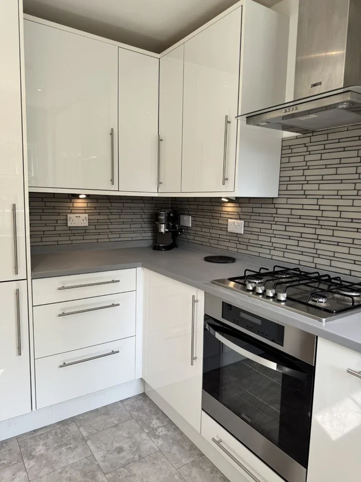 Flat St Joseph's Vale in Greater London