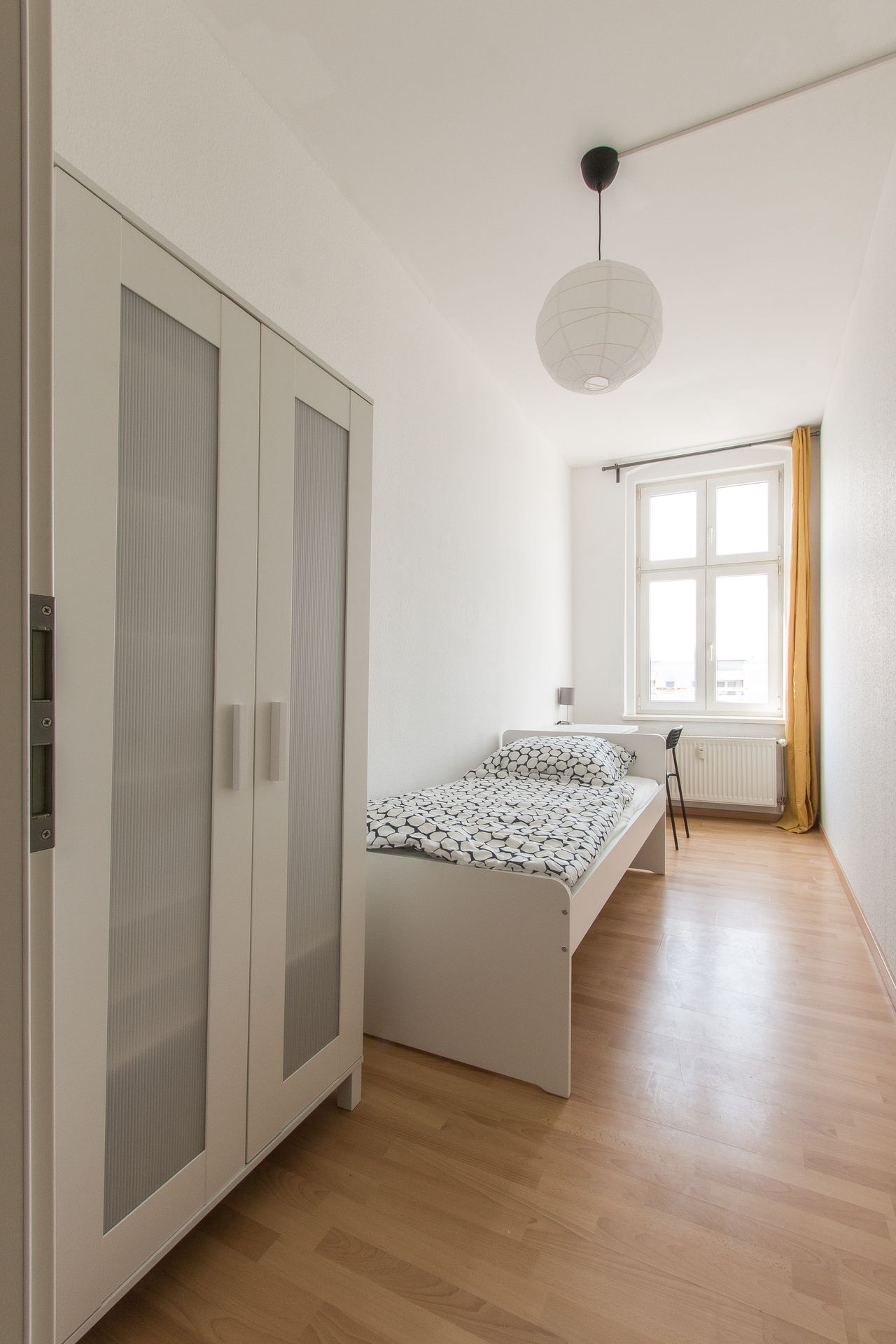 Zimmer Petersburger Straße in Berlin