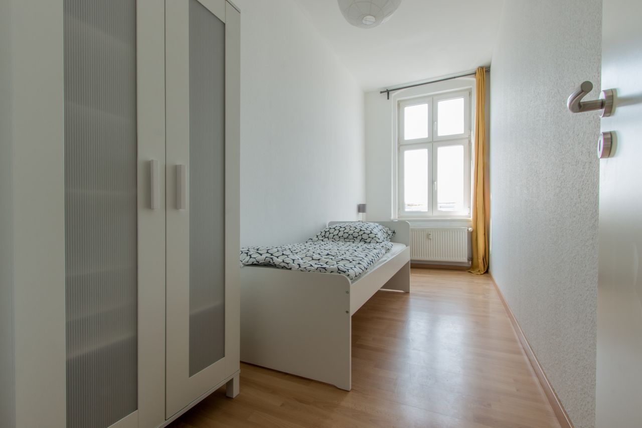 Zimmer Petersburger Straße in Berlin
