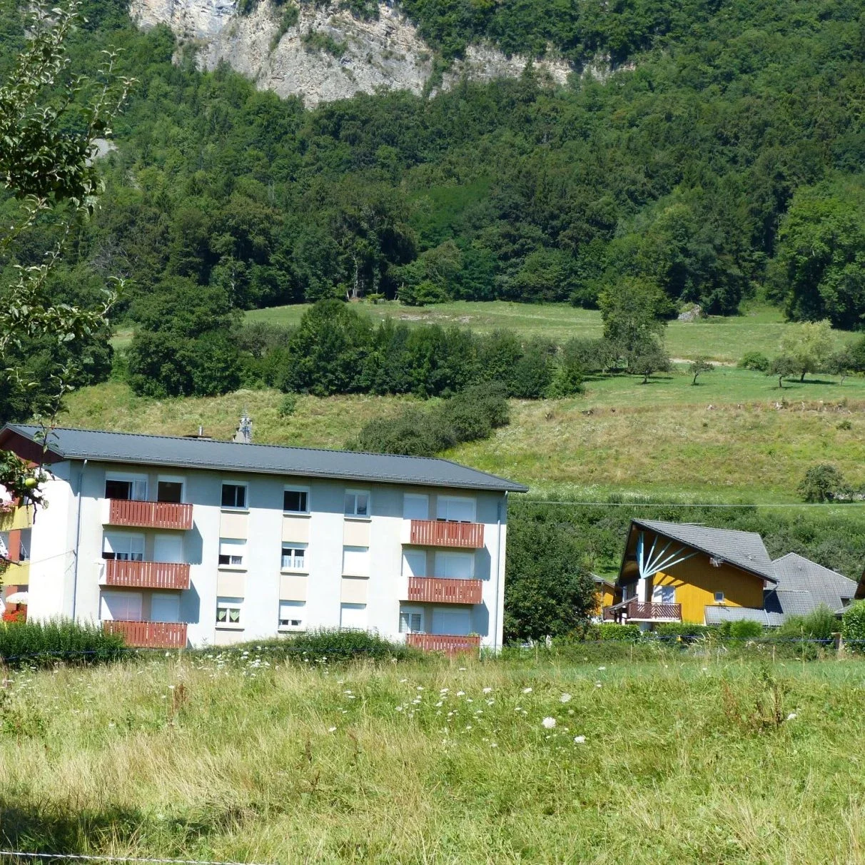 Appartement Route de la Grillette à Mercury