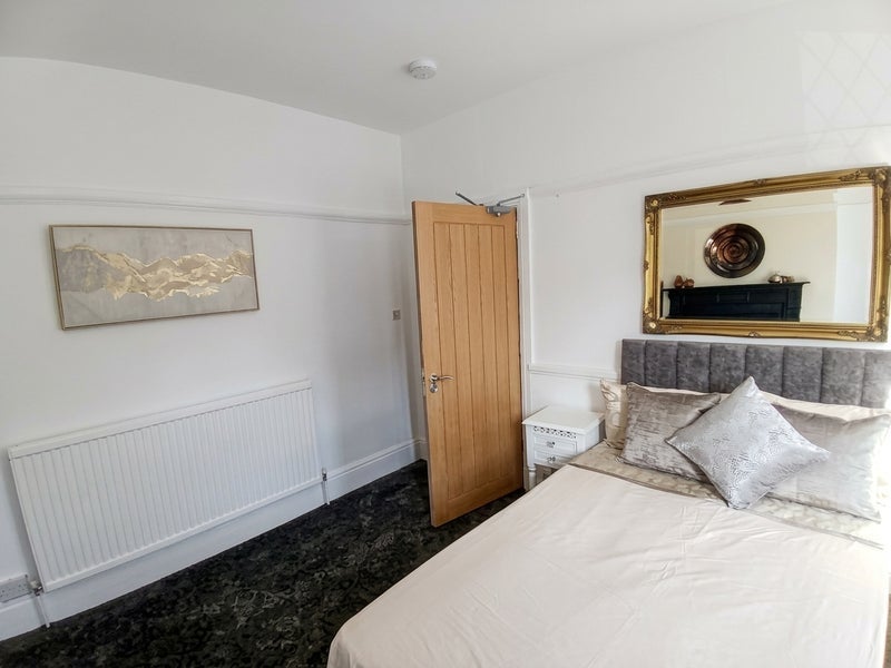 Room Kimberley Road in Leicester