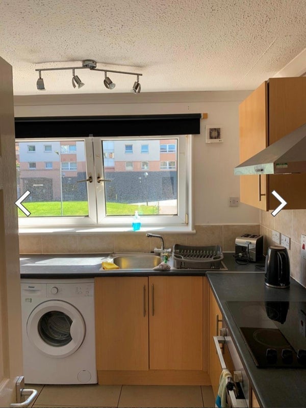 Room St Mungo Avenue in Glasgow