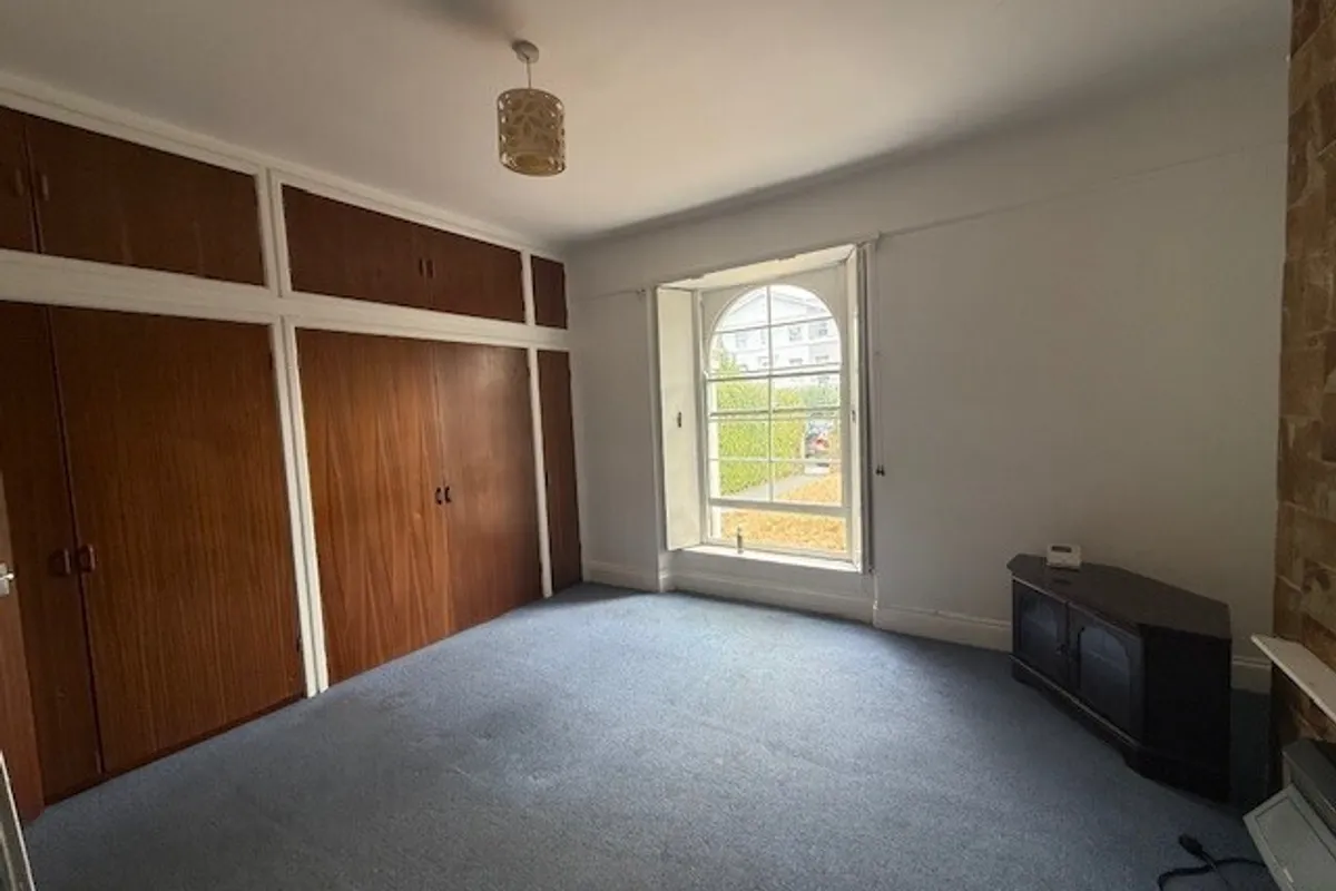 Flat Wyndham Square in Plymouth
