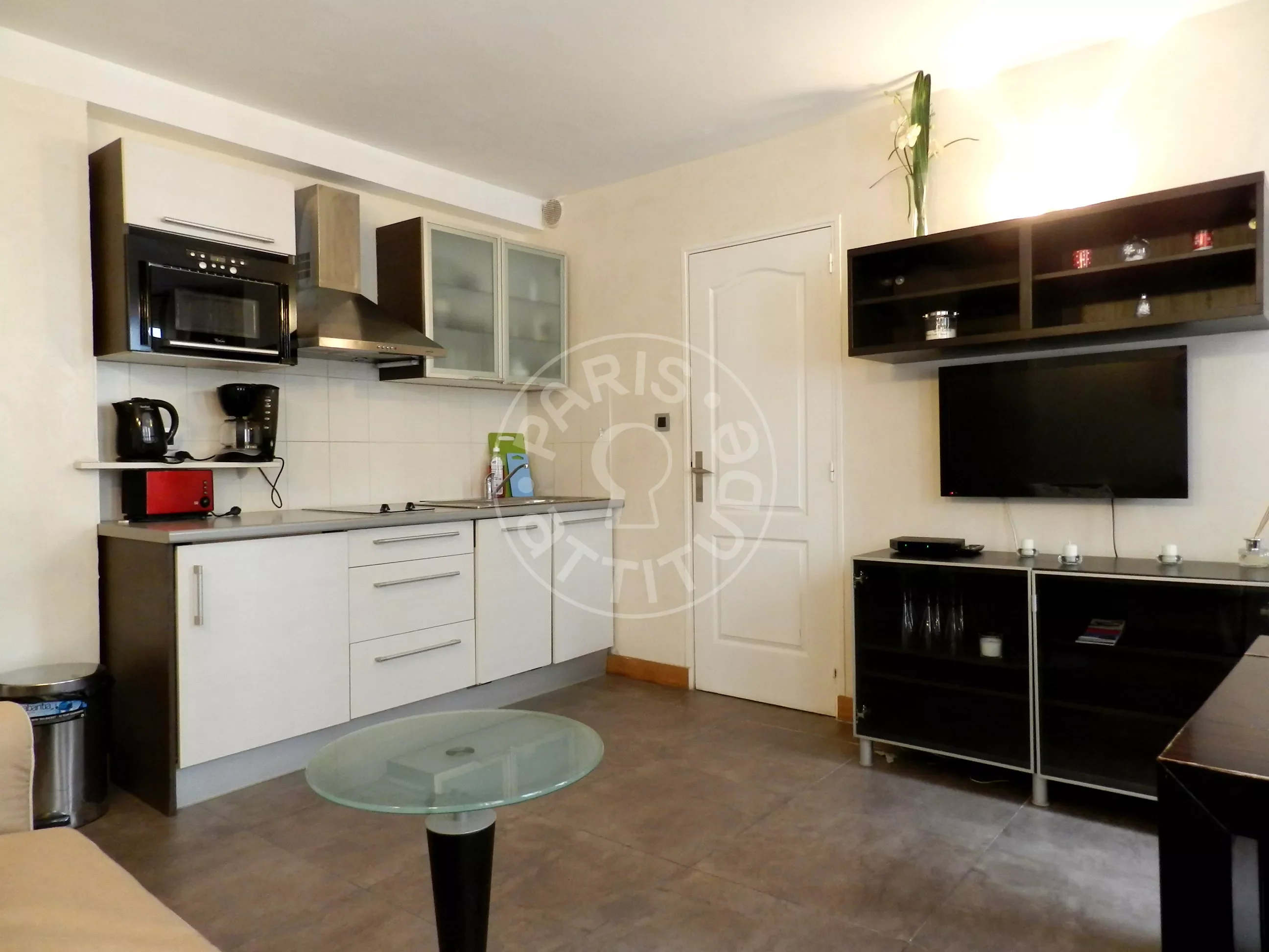 Appartement Rue d'Anjou à Paris