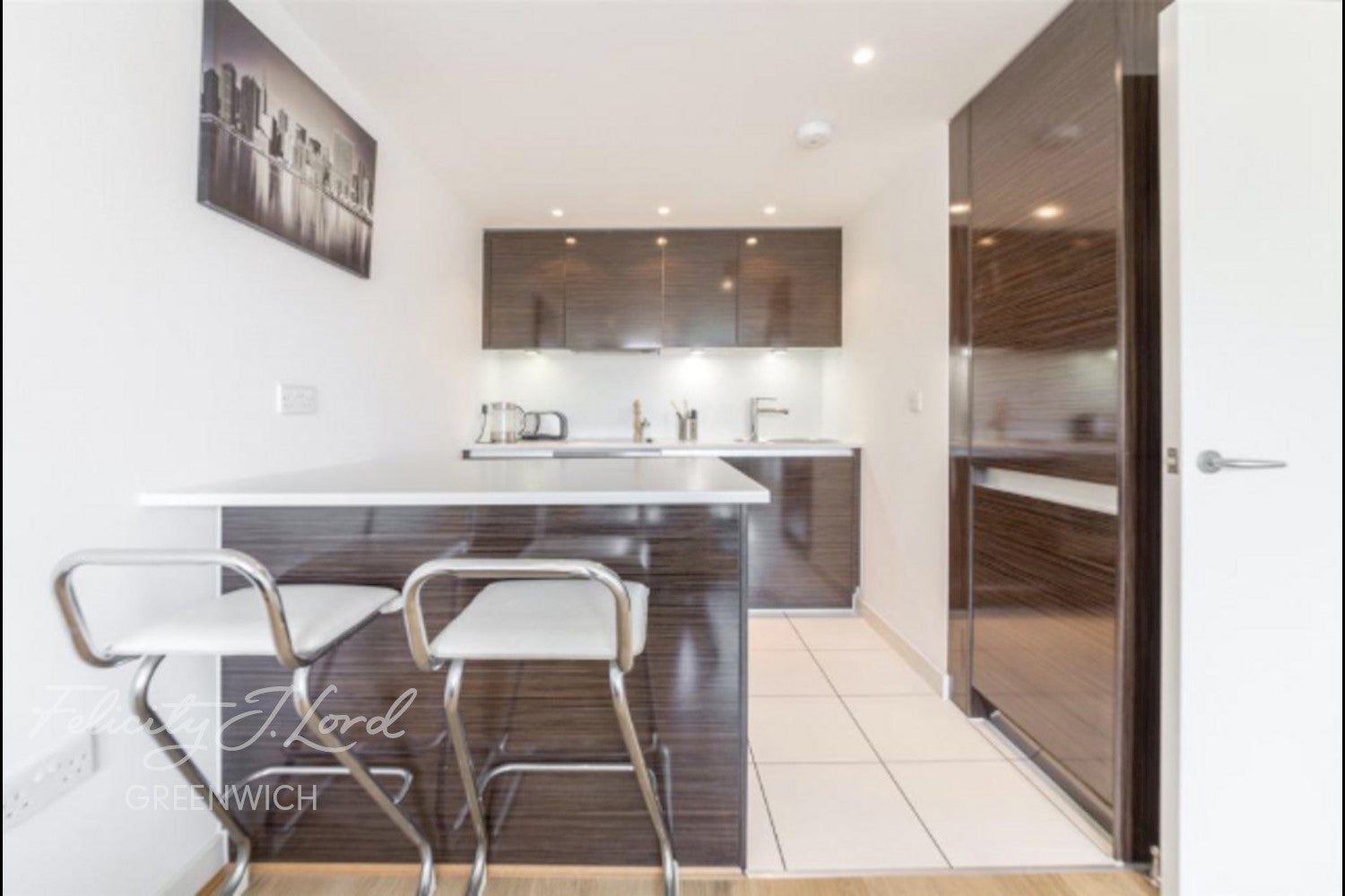 Flat Deals Gateway in Greater London