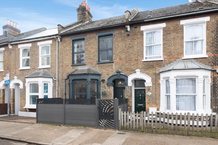 House Mellish Street in Greater London