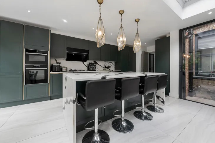 House Mellish Street in Greater London