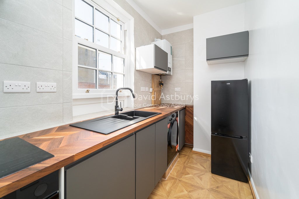 Flat Huntingdon Street in Greater London