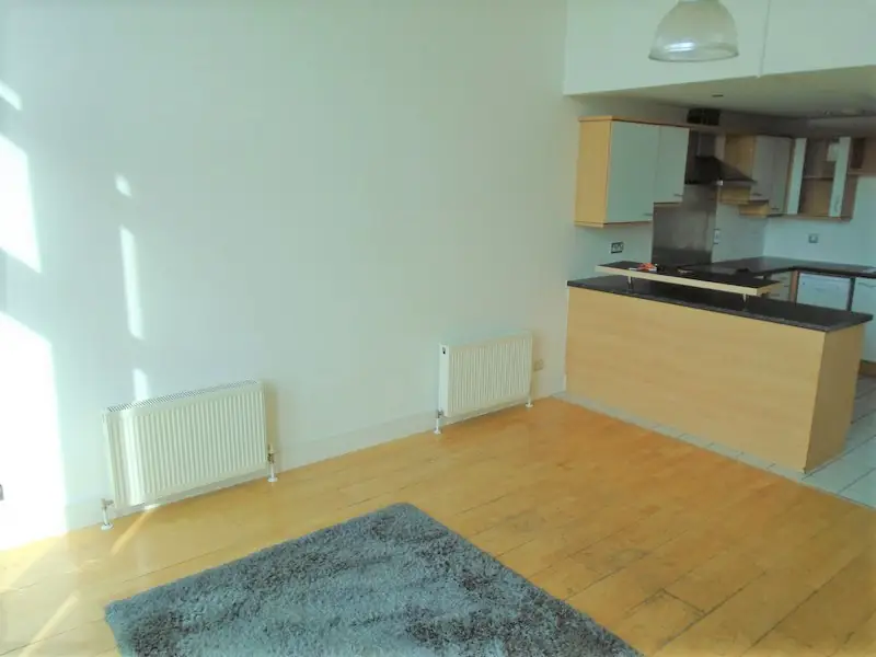 Flat Carnoustie Street in Glasgow