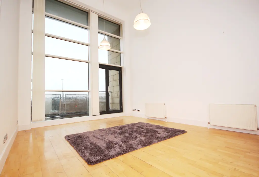 Flat Carnoustie Street in Glasgow