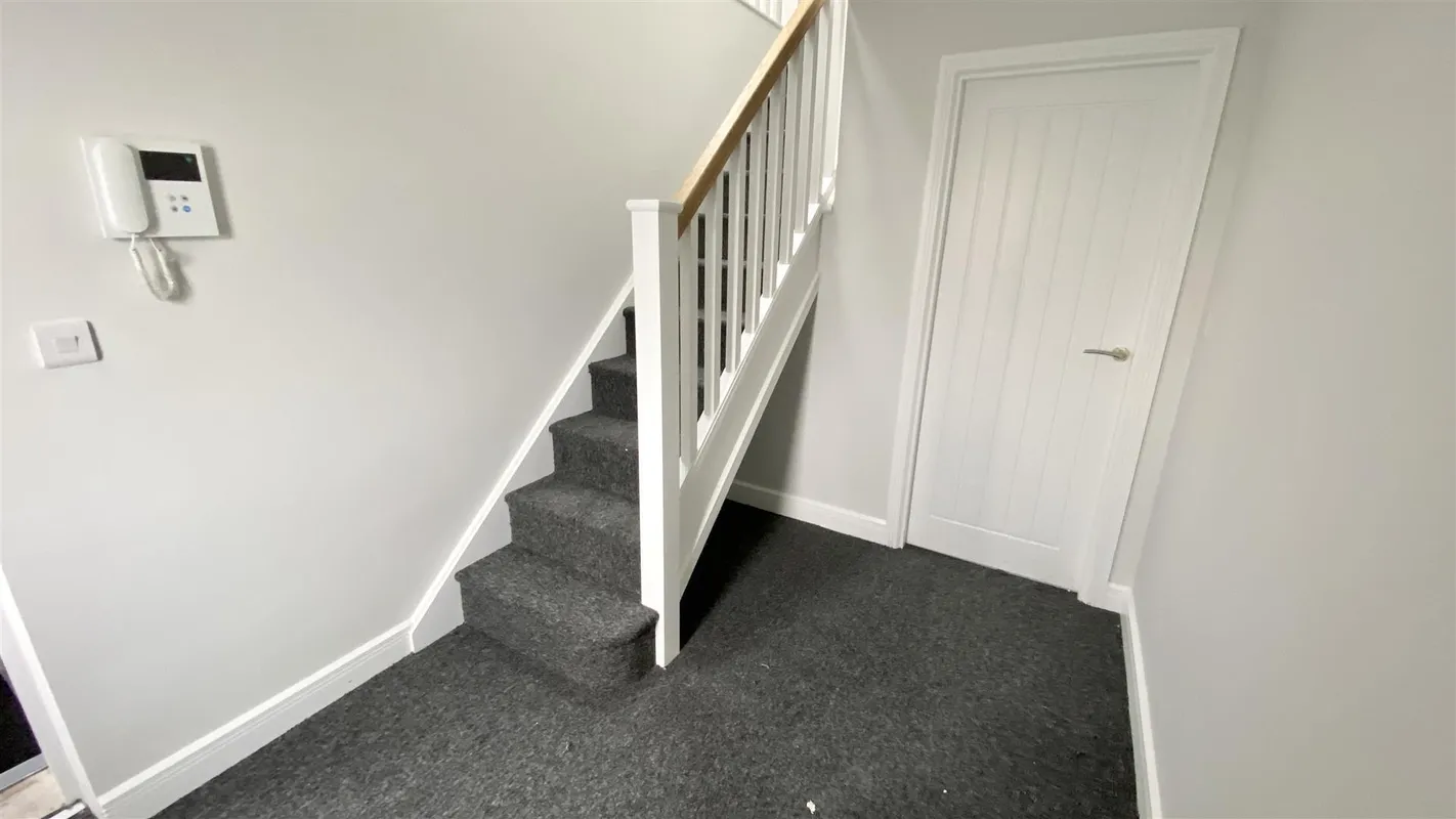 Flat Coventry Road in Hinckley and Bosworth