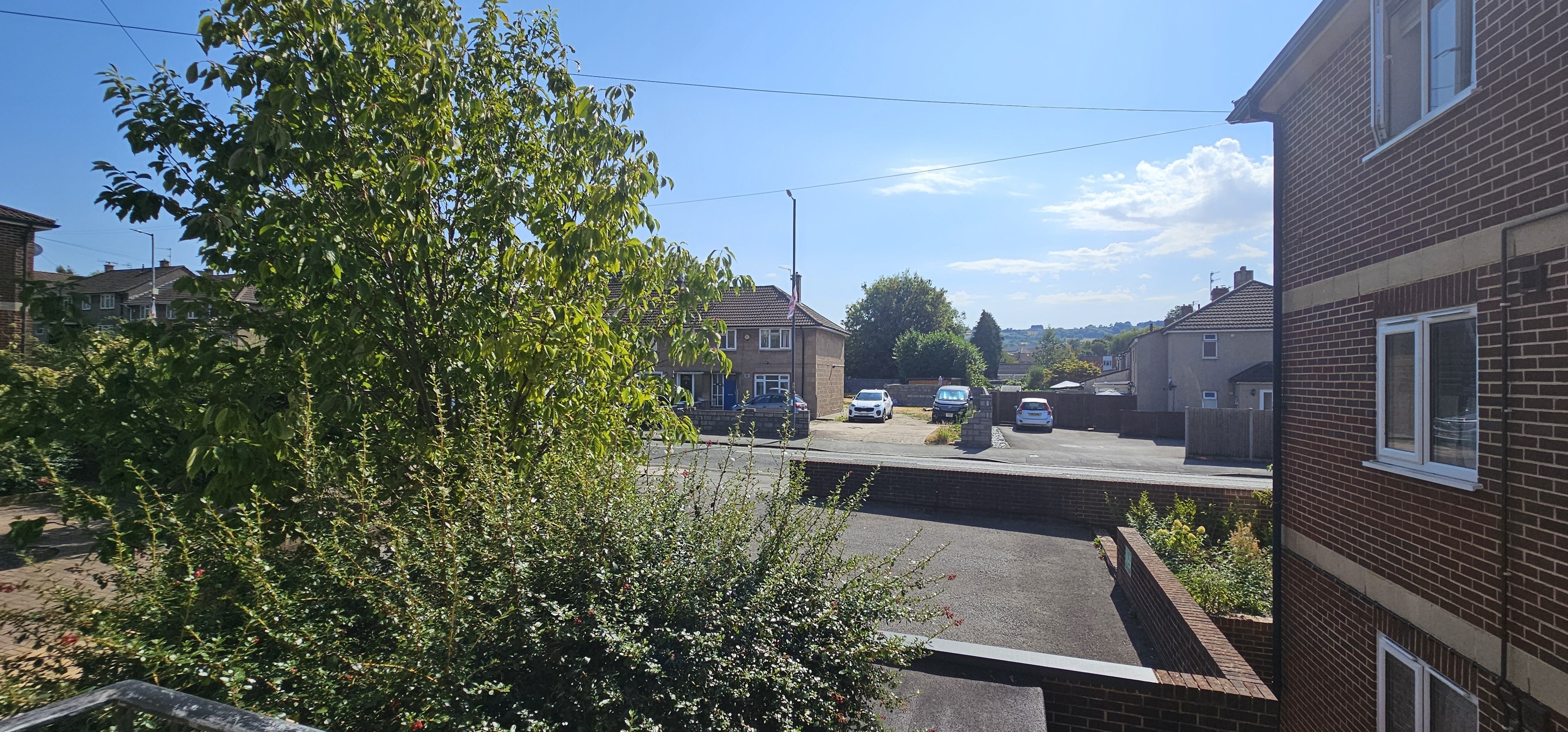 Flat Whitchurch Lane in Bristol